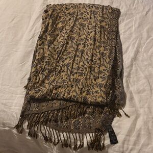 H&M Beige and Navy Paisley Tassel Scarf